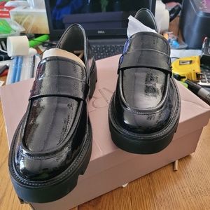 Ladies shoes (Loafer)